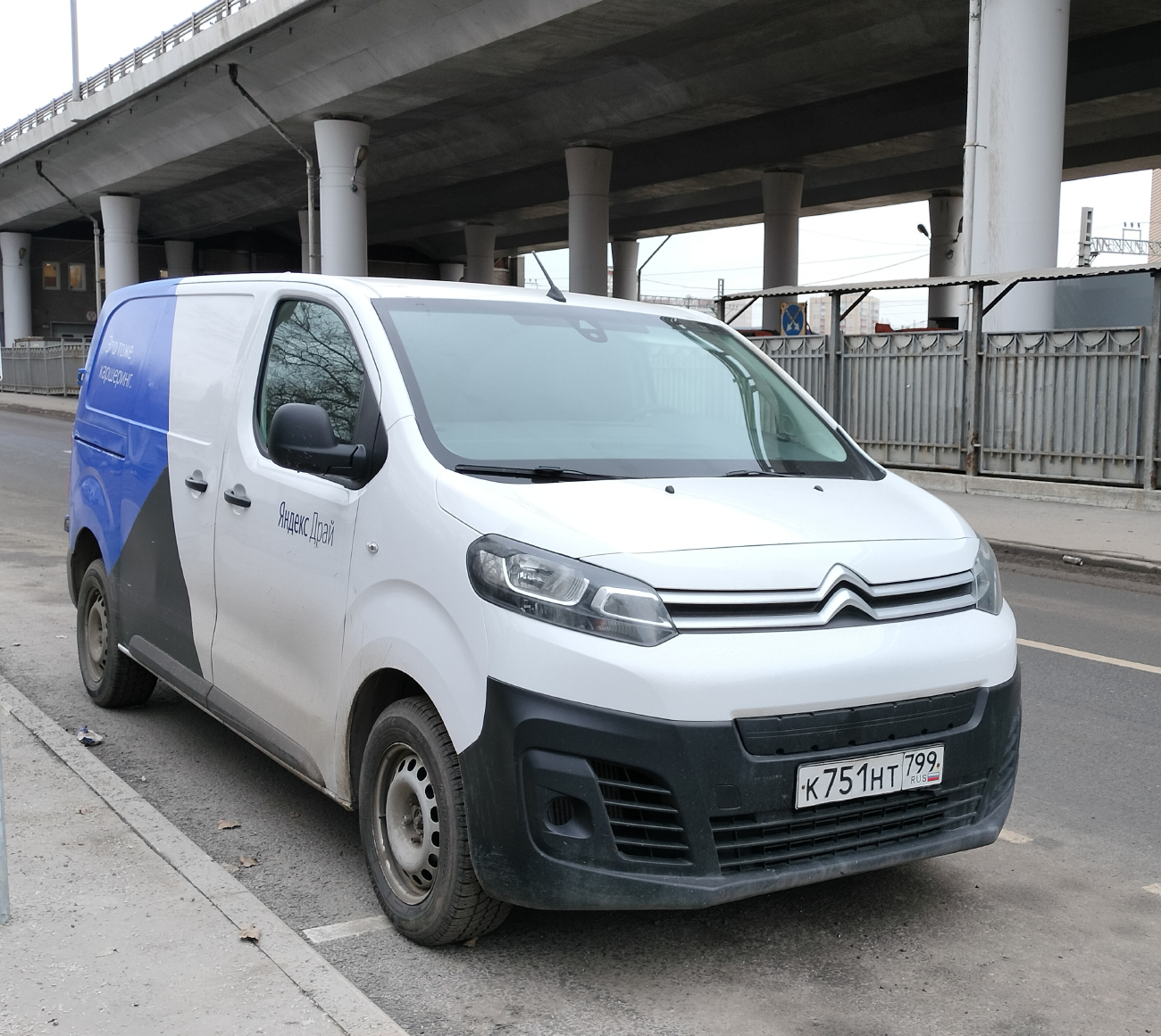Межгород (Москва - Санкт-Петербург), Citroёn Jumpy № К 751 НТ 799