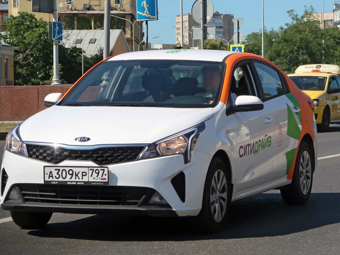 Москва, KIA Rio № А 309 КР 797
