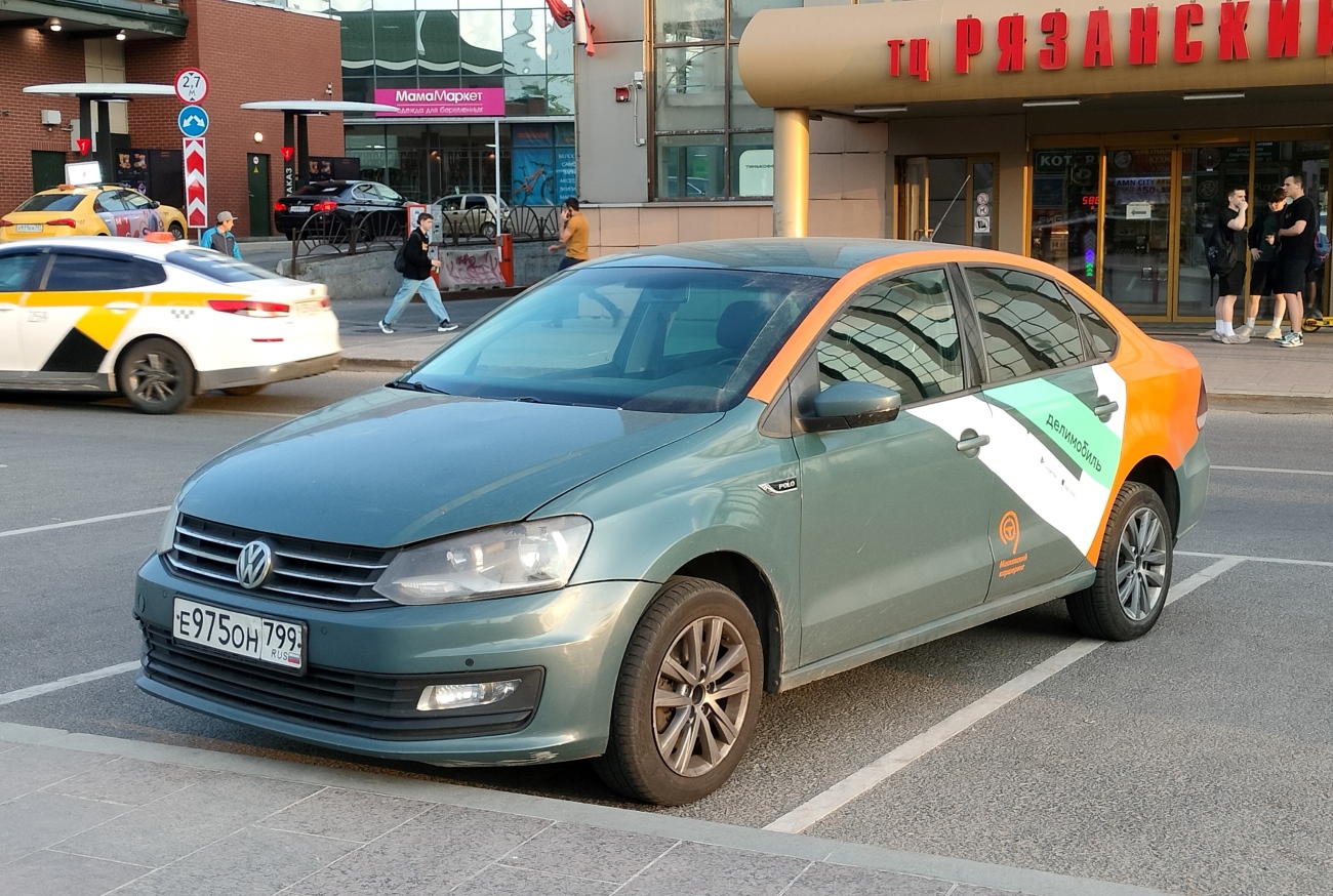 Москва, Volkswagen Polo № Е 975 ОН 799
