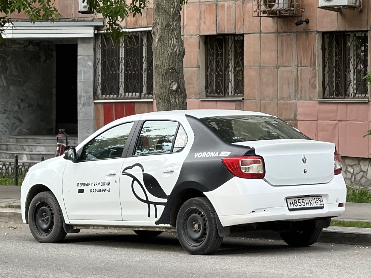 Пермь, Renault Logan № М 855 НК 159