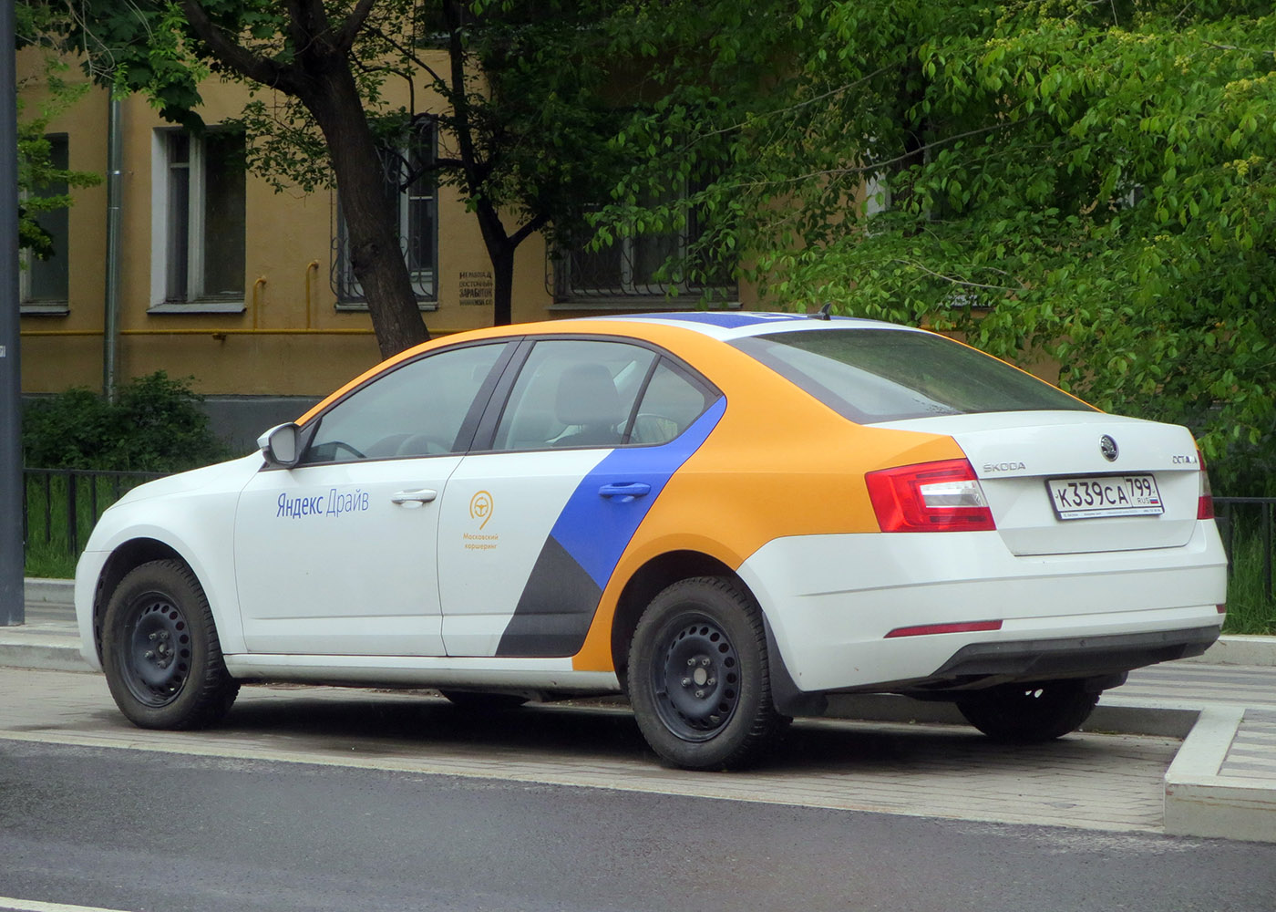 Москва, Škoda Octavia № К 339 СА 799