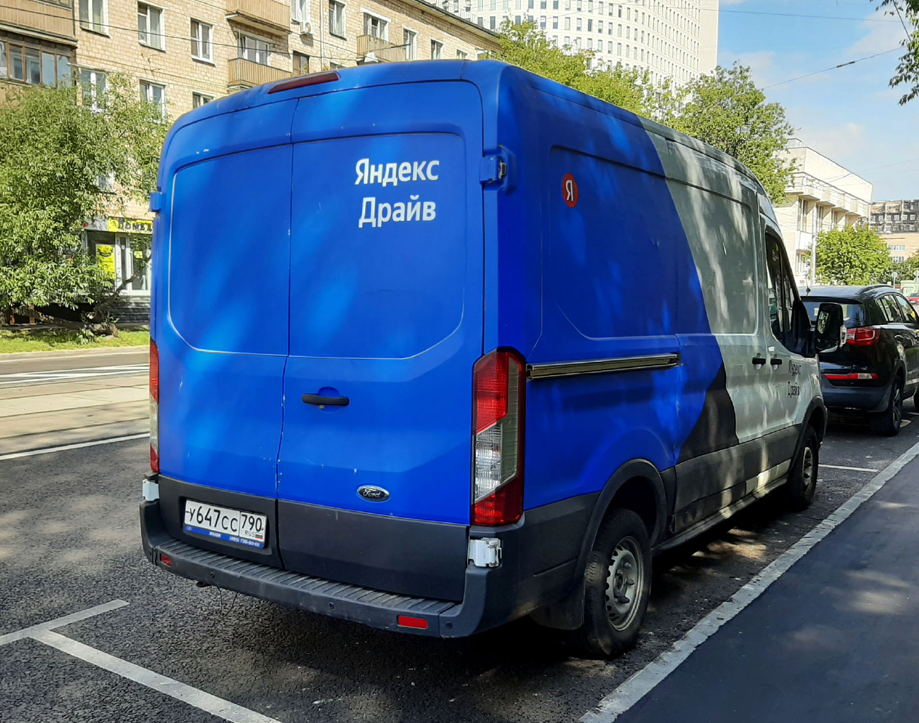 Межгород (Москва - Санкт-Петербург), Ford Transit № У 647 СС 790