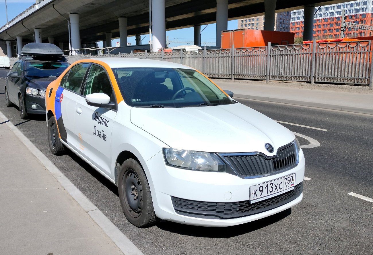 Москва, Škoda Rapid № К 913 ХС 750