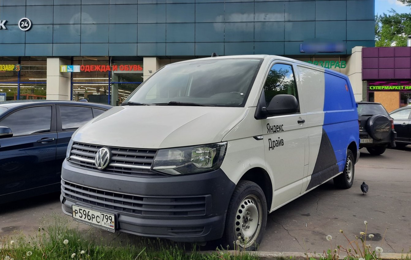 Межгород (Москва - Санкт-Петербург), Volkswagen Transporter № Р 596 РС 799