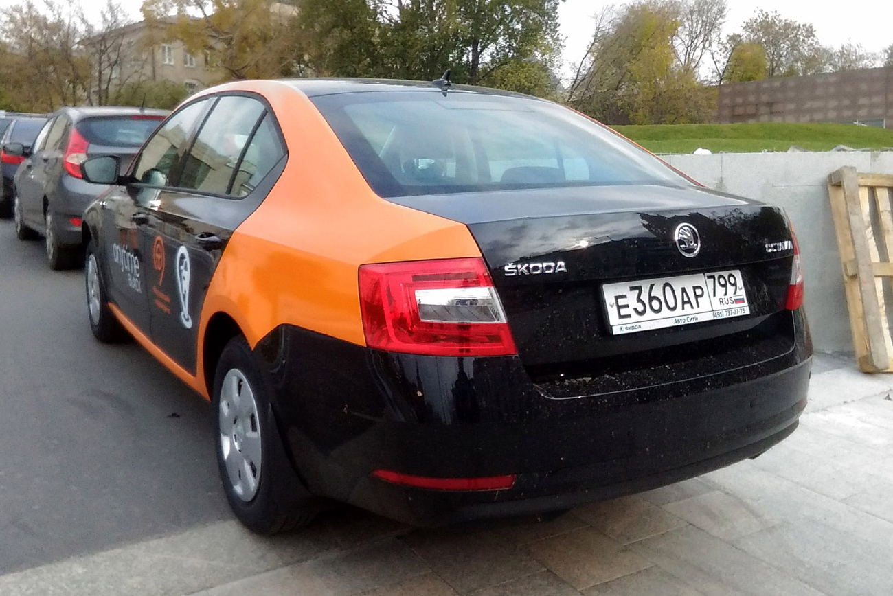 Москва, Škoda Octavia № Е 360 АР 799