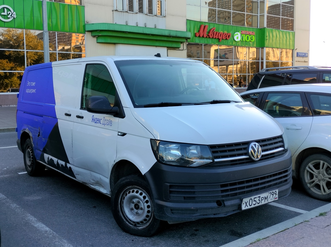 Межгород (Москва - Санкт-Петербург), Volkswagen Transporter № Х 053 РМ 799