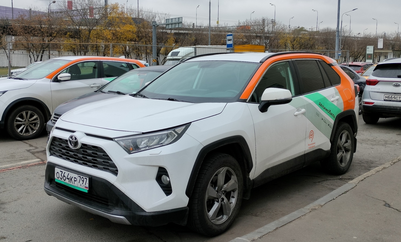 Москва, Toyota RAV4 № О 364 КР 797