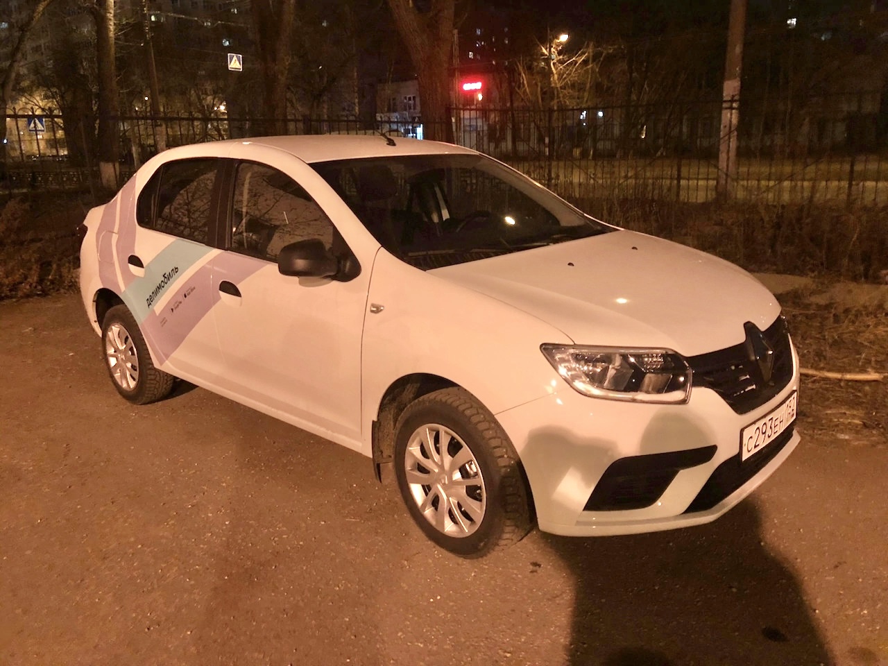 Нижний Новгород, Renault Logan № С 293 ЕН 152