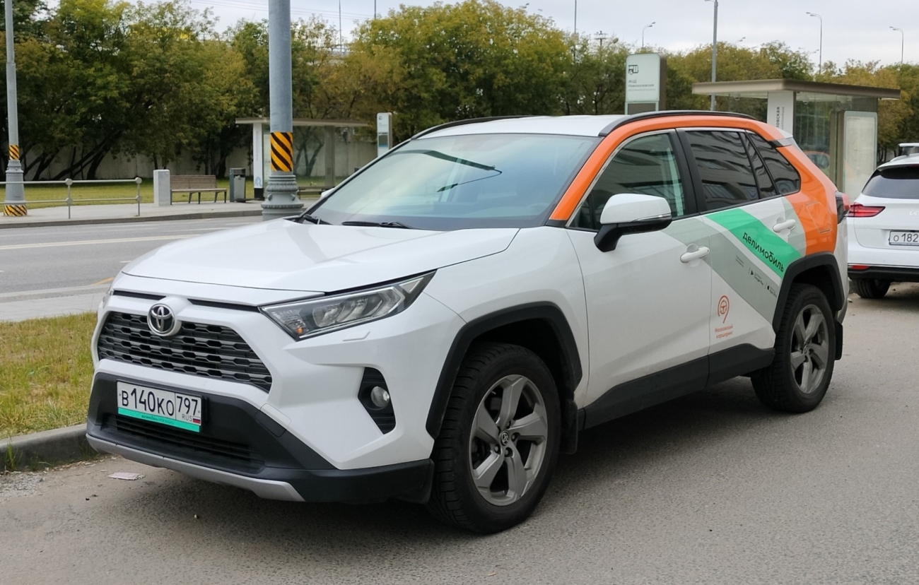 Москва, Toyota RAV4 № В 140 КО 797