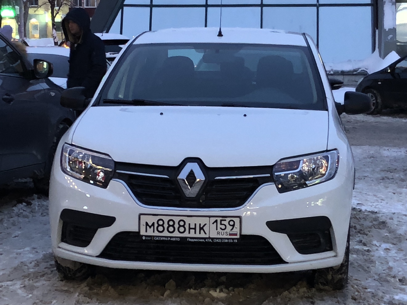 Пермь, Renault Logan № М 888 НК 159