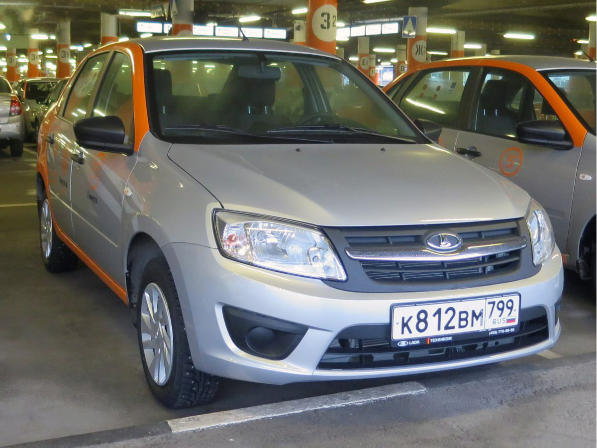 Москва, Lada Granta № К 812 ВМ 799