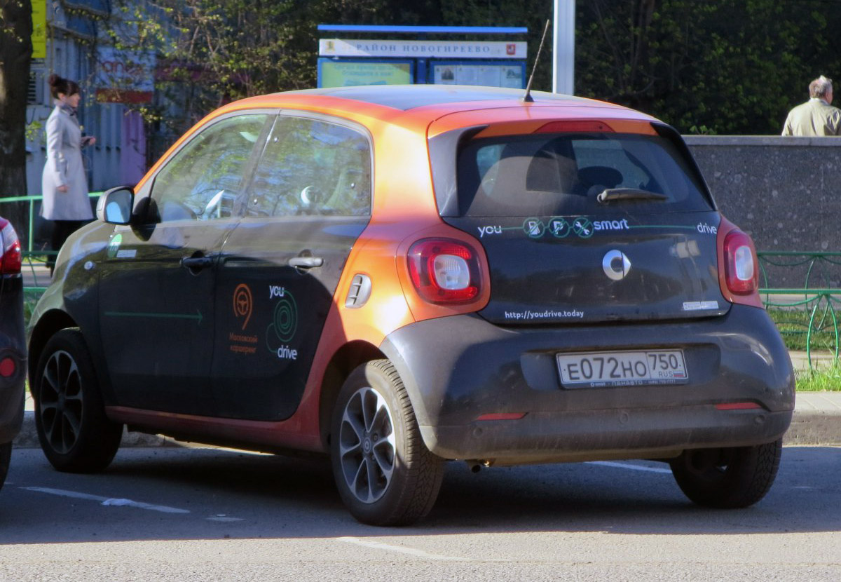 Москва, Smart ForFour № Е 072 НО 750