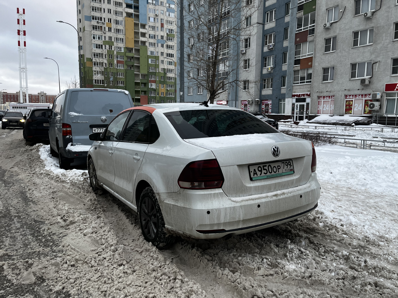 Нижний Новгород, Volkswagen Polo № А 950 ОР 799