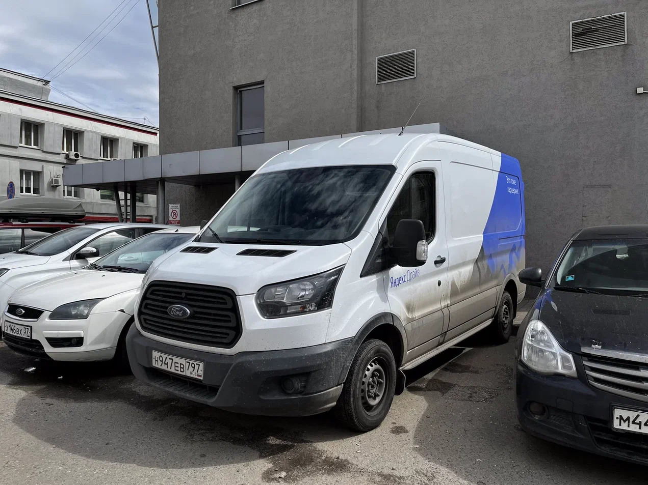 Межгород (Москва - Санкт-Петербург), Ford Transit № Н 947 ЕВ 797