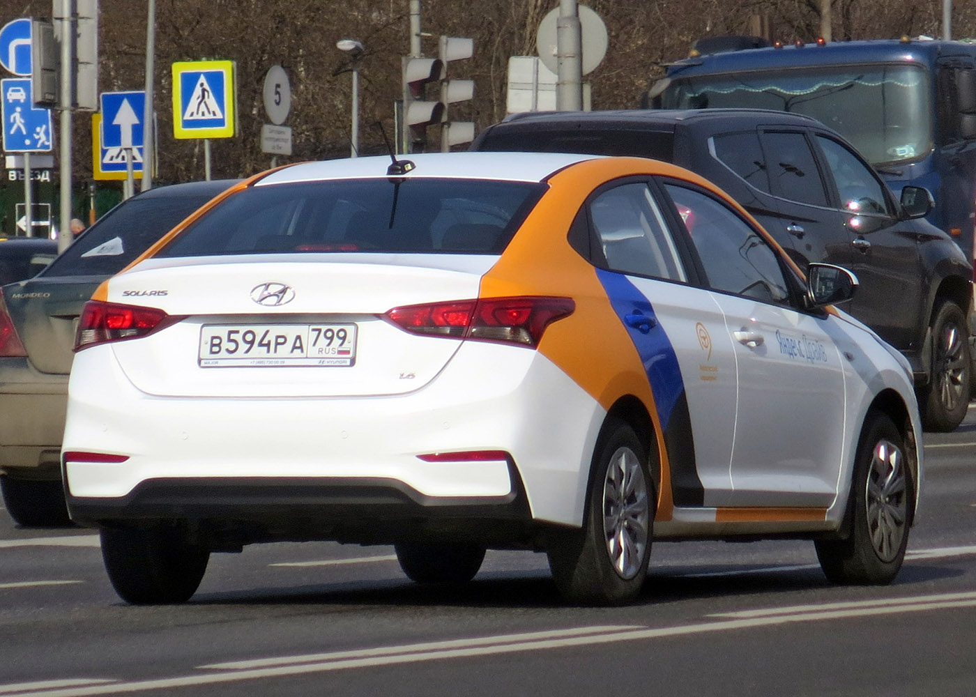 Москва, Hyundai Solaris № В 594 РА 799