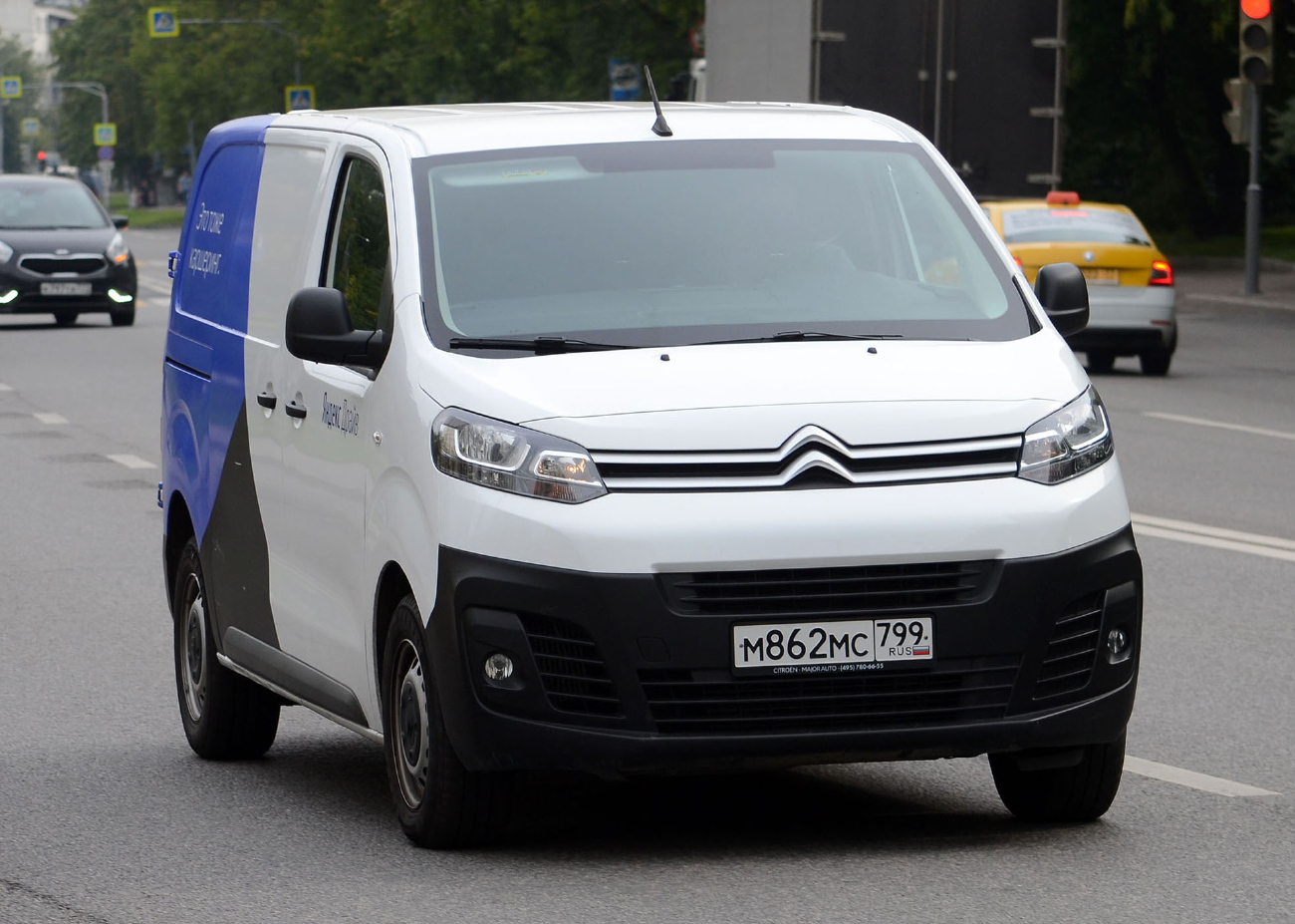 Межгород (Москва - Санкт-Петербург), Citroёn Jumpy № М 862 МС 799