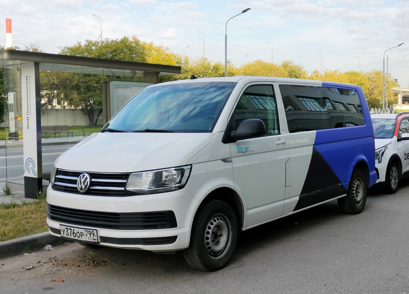 Межгород (Москва - Санкт-Петербург), Volkswagen Caravelle № У 376 ОР 799