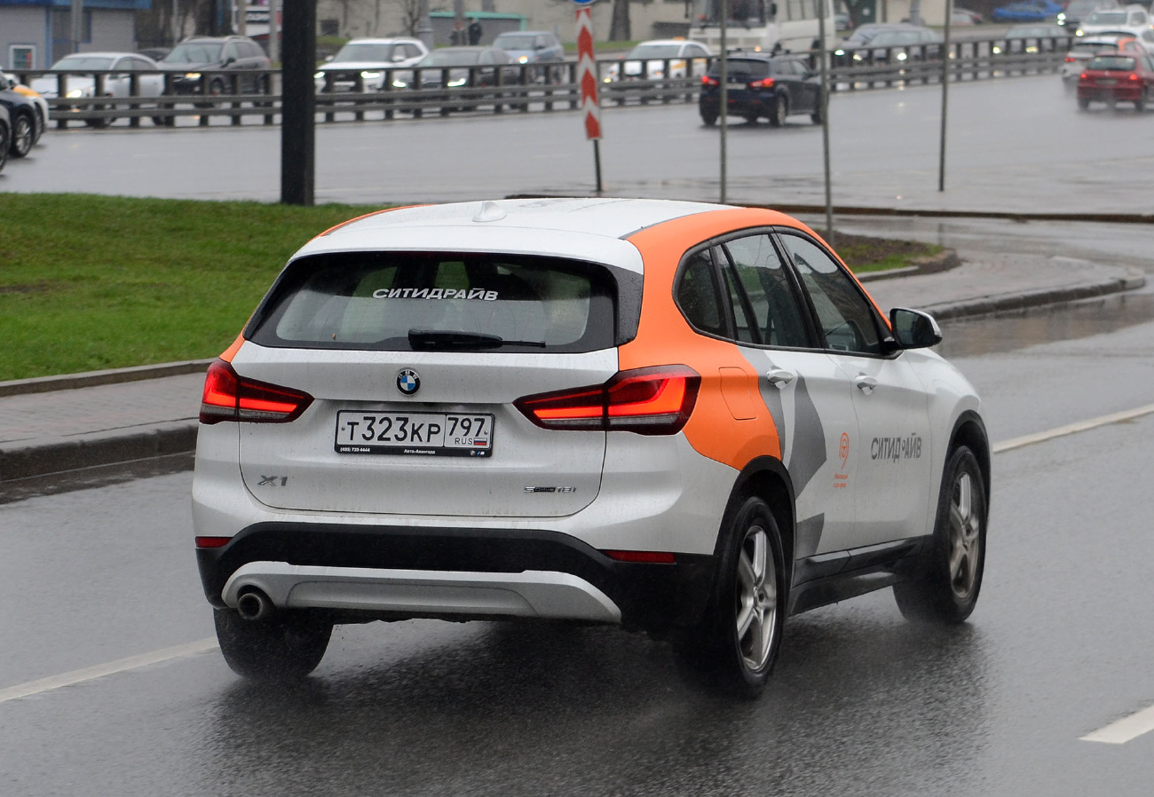 Москва, BMW X1 № Т 323 КР 797