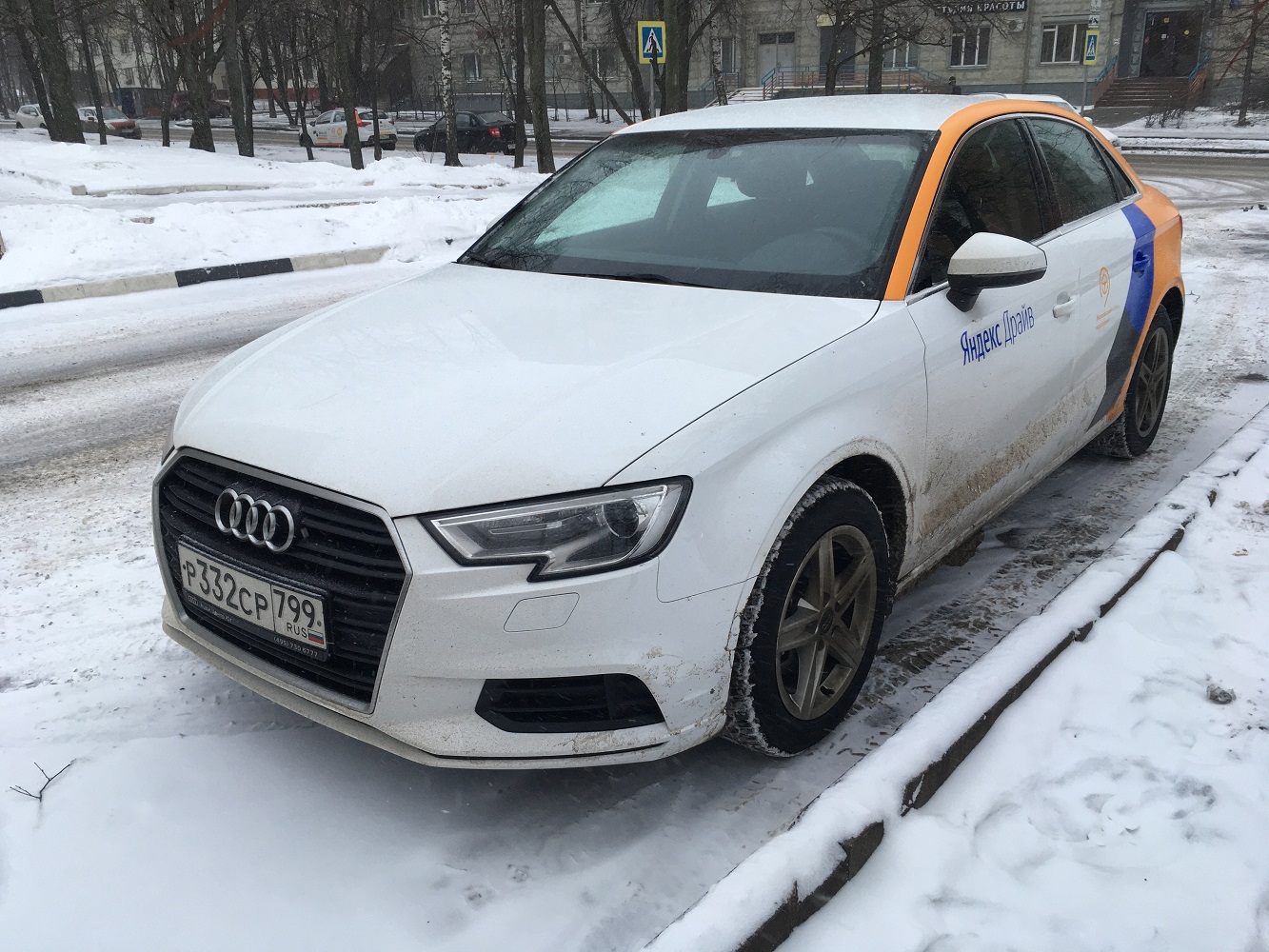 Москва, Audi A3 № Р 332 СР 799