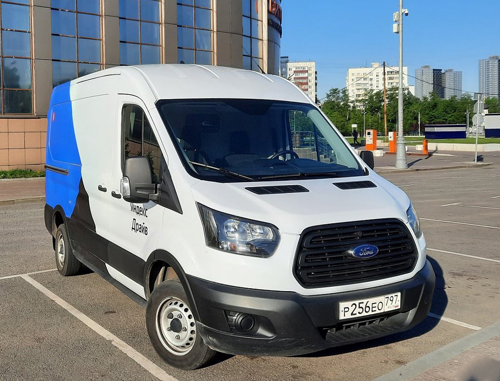 Межгород (Москва - Санкт-Петербург), Ford Transit № Р 256 ЕО 797