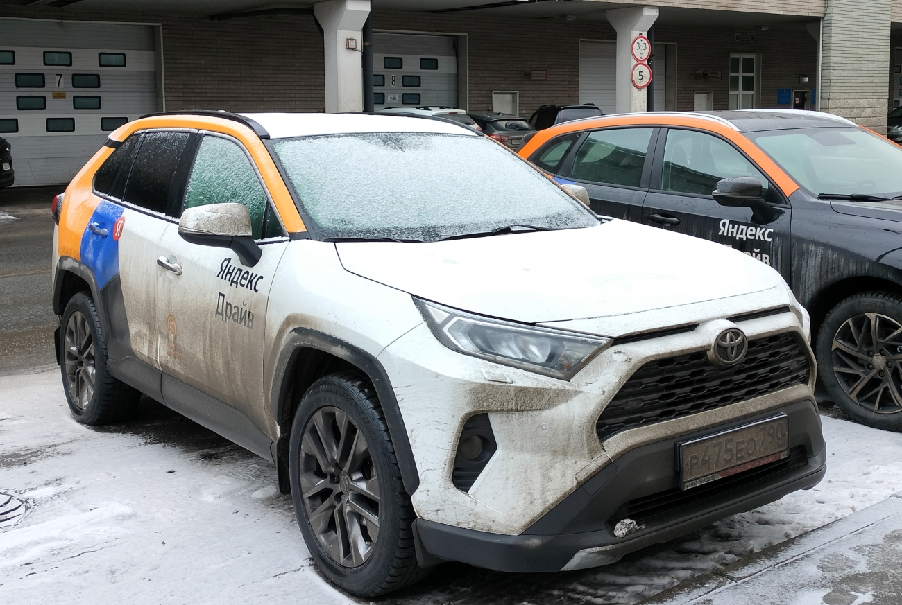 Москва, Toyota RAV4 № Р 475 ЕО 790