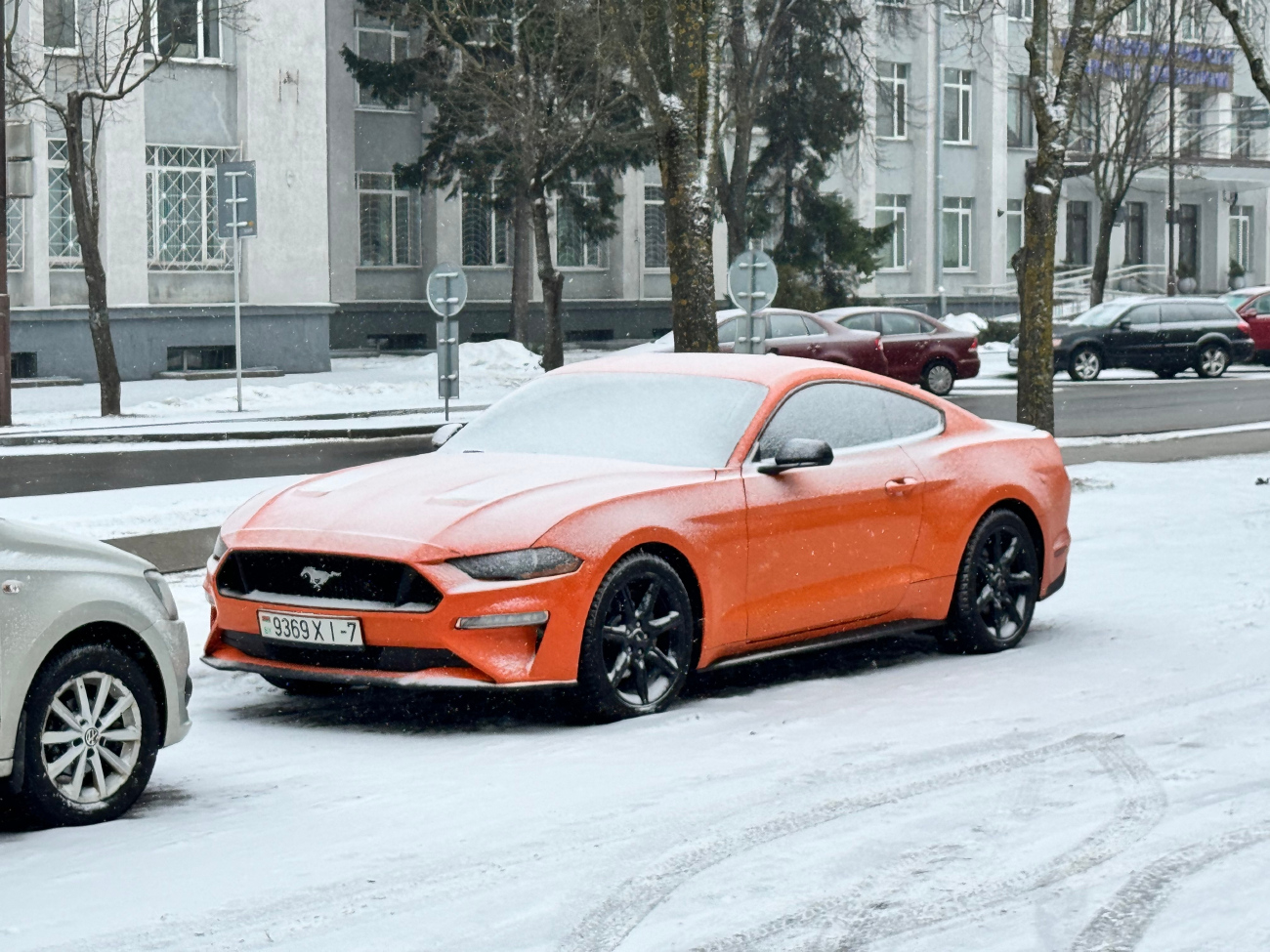 Минск, Ford Mustang № 9369 ХІ-7