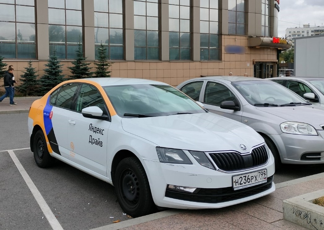 Москва, Škoda Octavia № Н 236 РХ 799