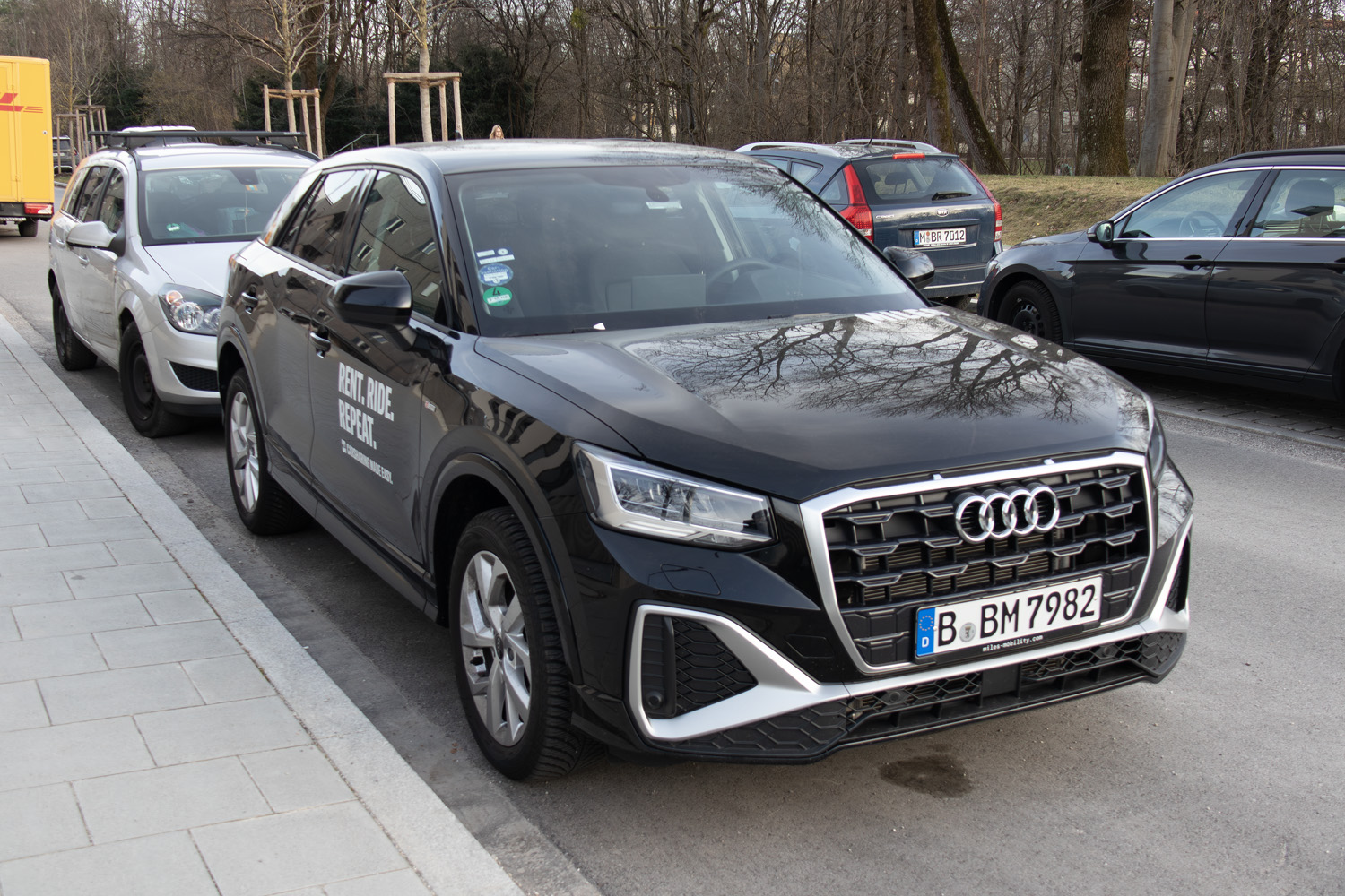 Мюнхен, Audi Q2 № B-BM 7982