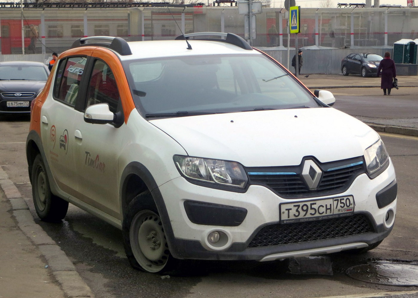 Москва, Renault Sandero № Т 395 СН 750