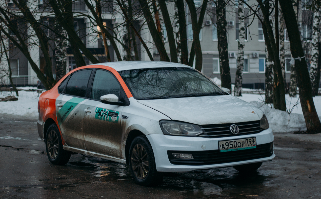Нижний Новгород, Volkswagen Polo № А 950 ОР 799