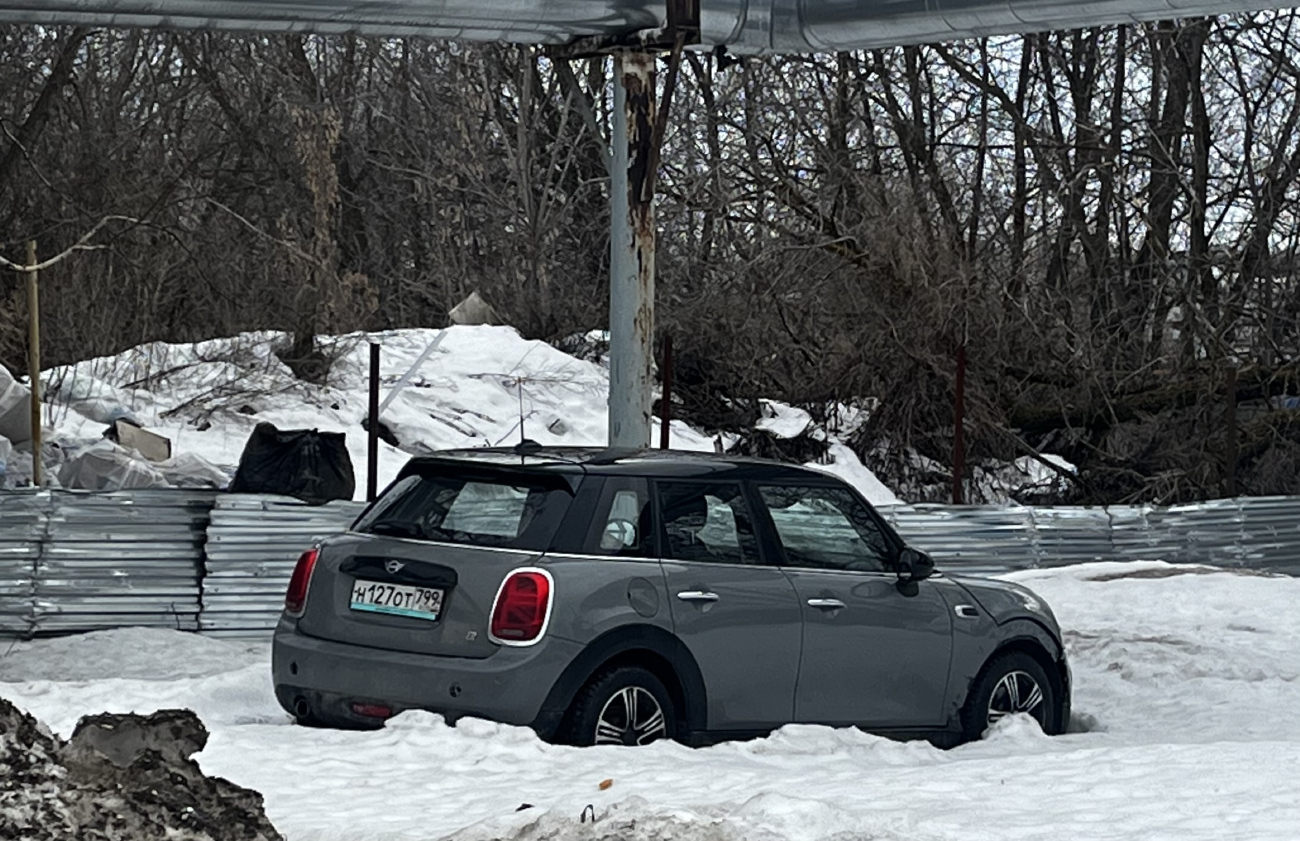 Нижний Новгород, MINI Hatch № Н 127 ОТ 799