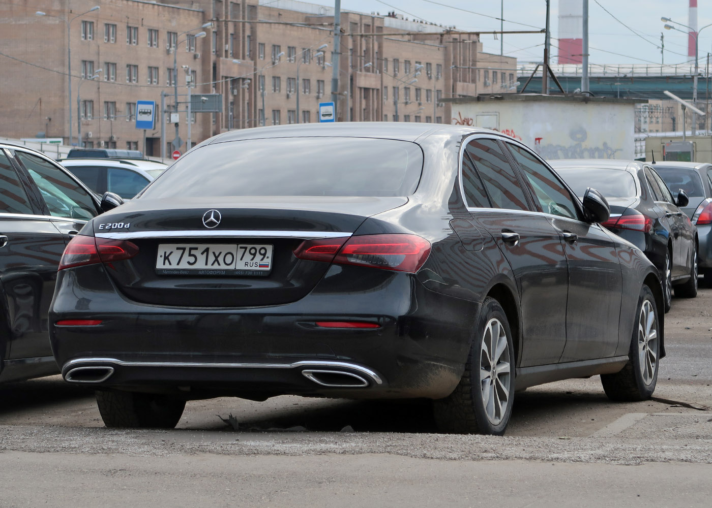 Межгород (Москва - Санкт-Петербург), Mercedes-Benz E-Klasse № К 751 ХО 799