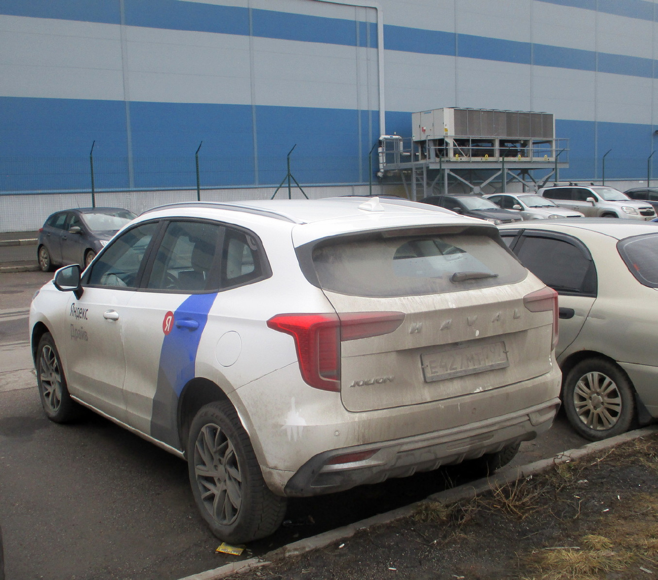 Санкт-Петербург, Haval Jolion № Е 427 МТ 797