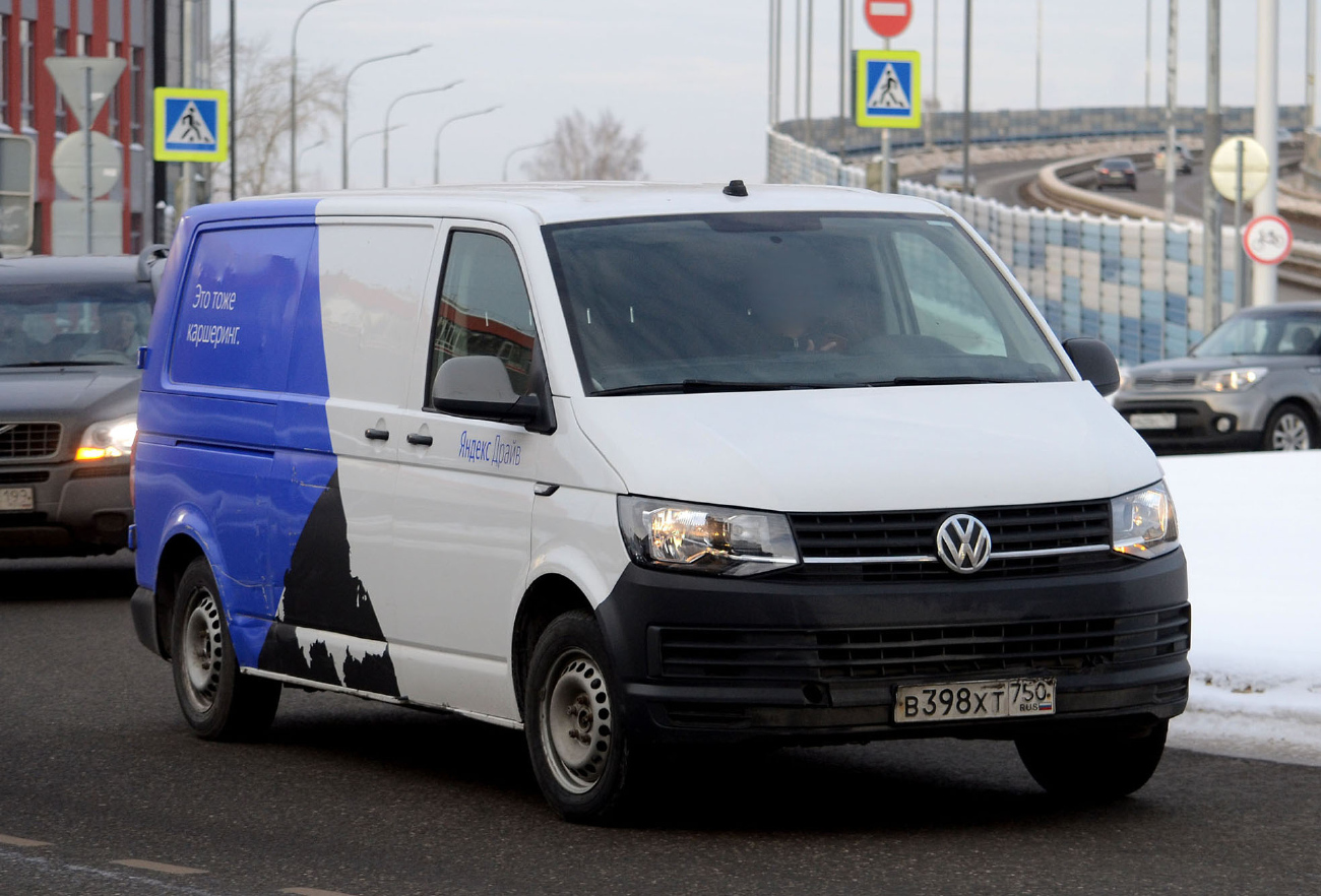 Межгород (Москва - Санкт-Петербург), Volkswagen Transporter № В 398 ХТ 750