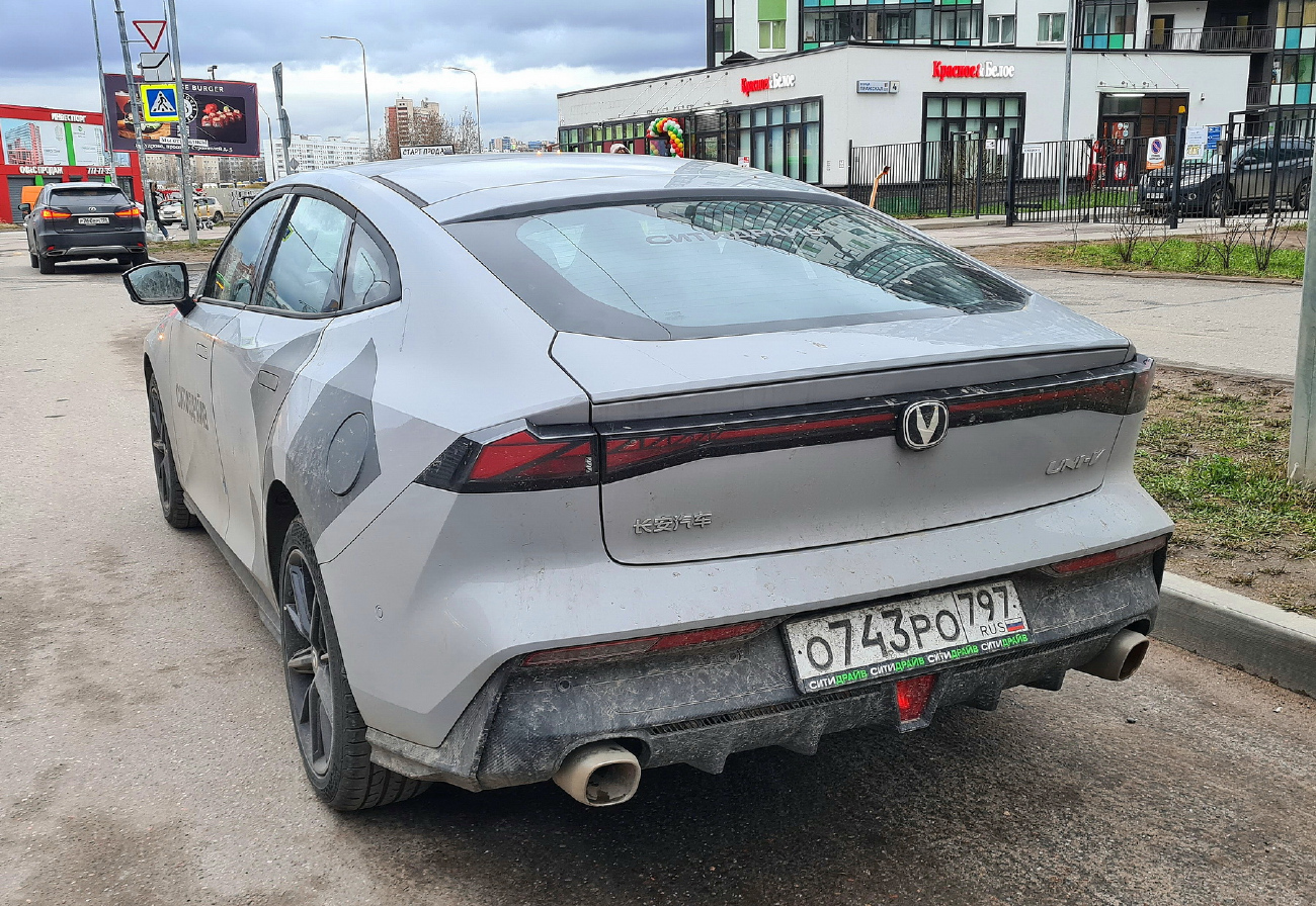 Санкт-Петербург, Changan UNI-V № О 743 РО 797