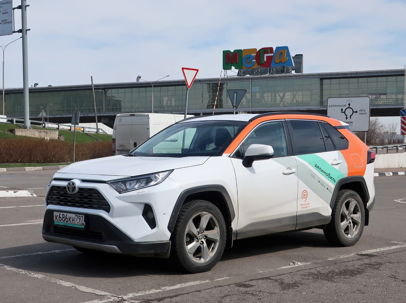 Москва, Toyota RAV4 № К 686 КН 797