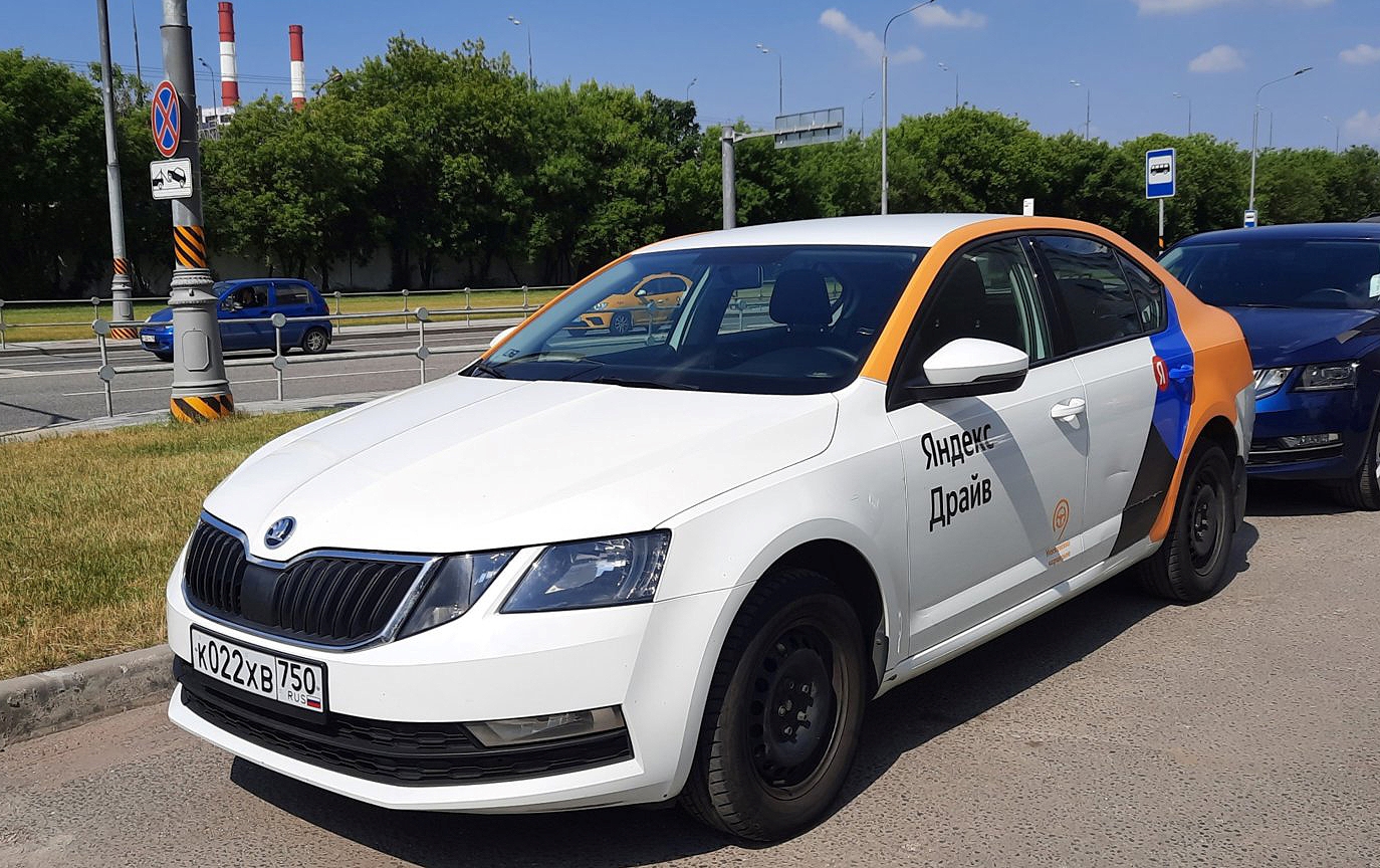 Москва, Škoda Octavia № К 022 ХВ 750