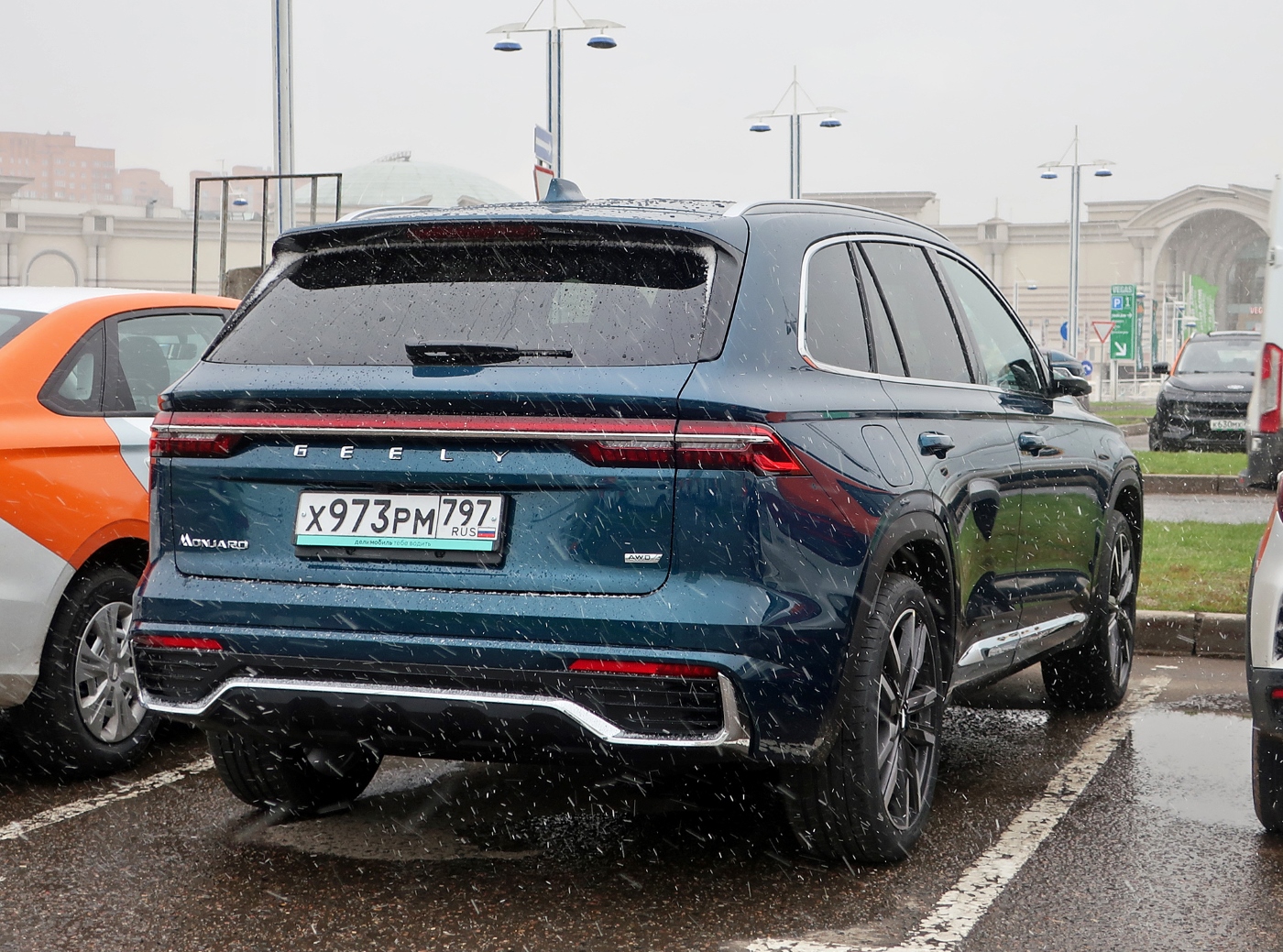 Москва, Geely Monjaro № Х 973 РМ 797