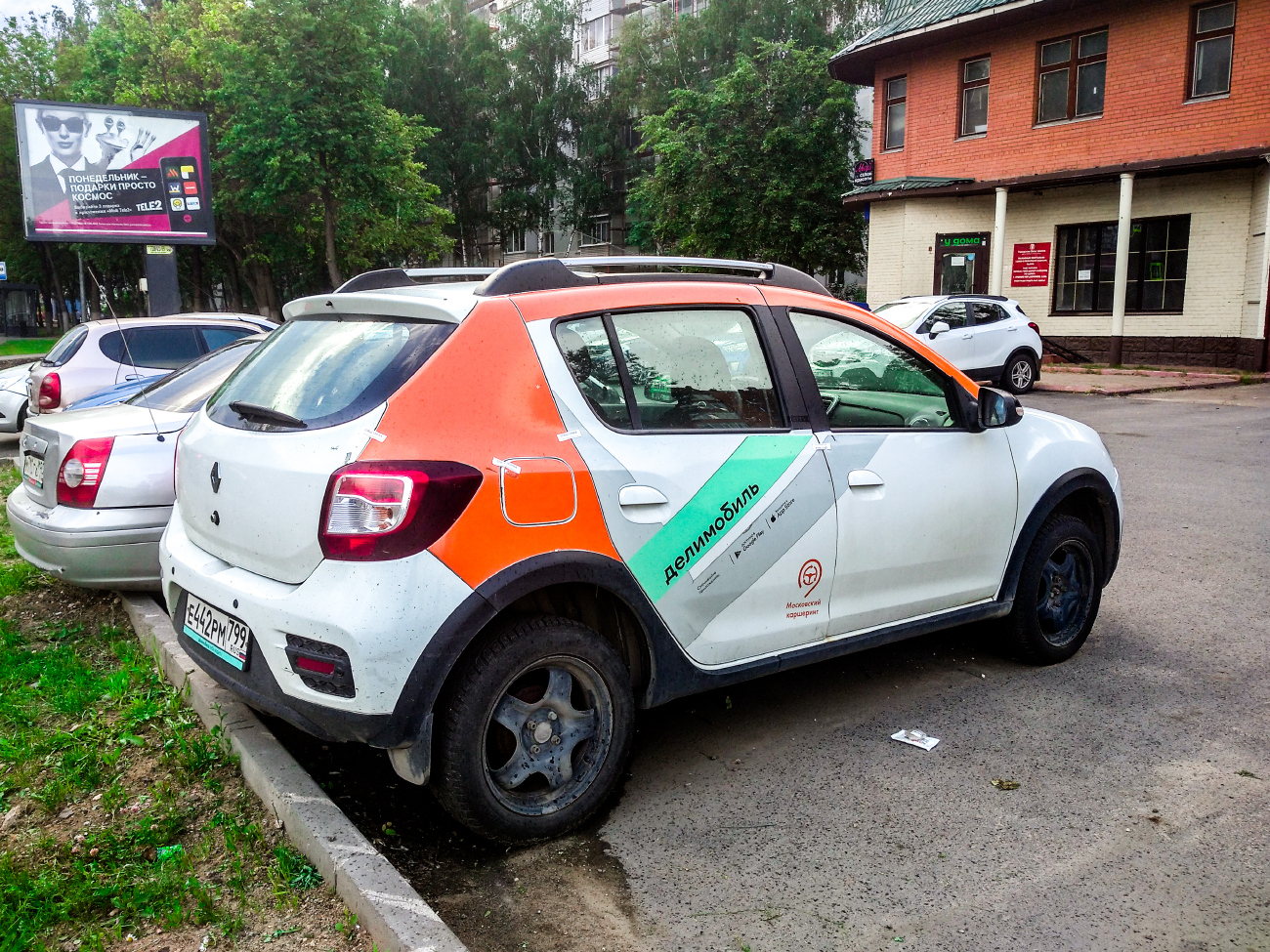 Москва, Renault Sandero № Е 442 РМ 799
