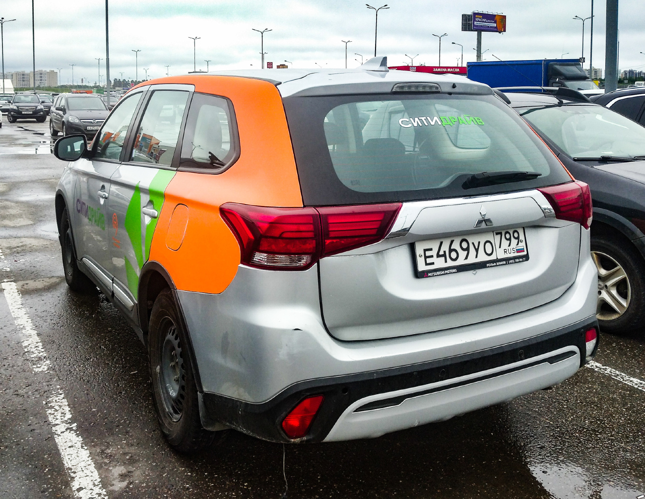 Москва, Mitsubishi Outlander № Е 469 УО 799