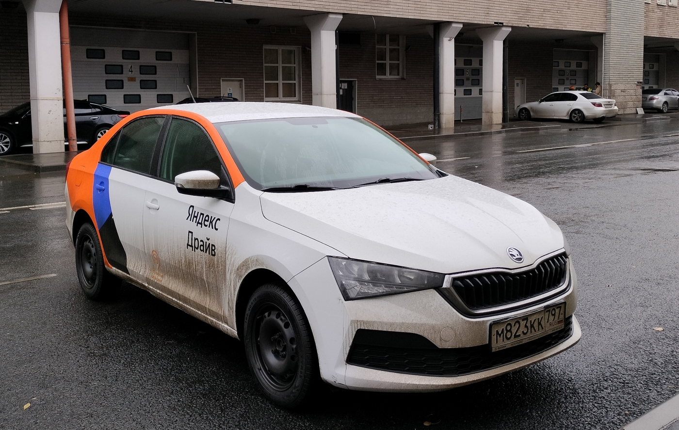 Москва, Škoda Rapid № М 823 КК 797
