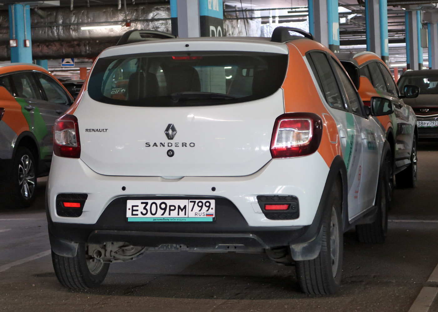 Москва, Renault Sandero № Е 309 РМ 799