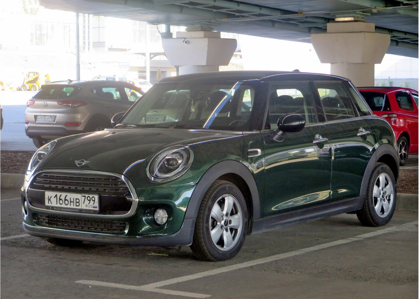 Москва, MINI Hatch № К 166 НВ 799