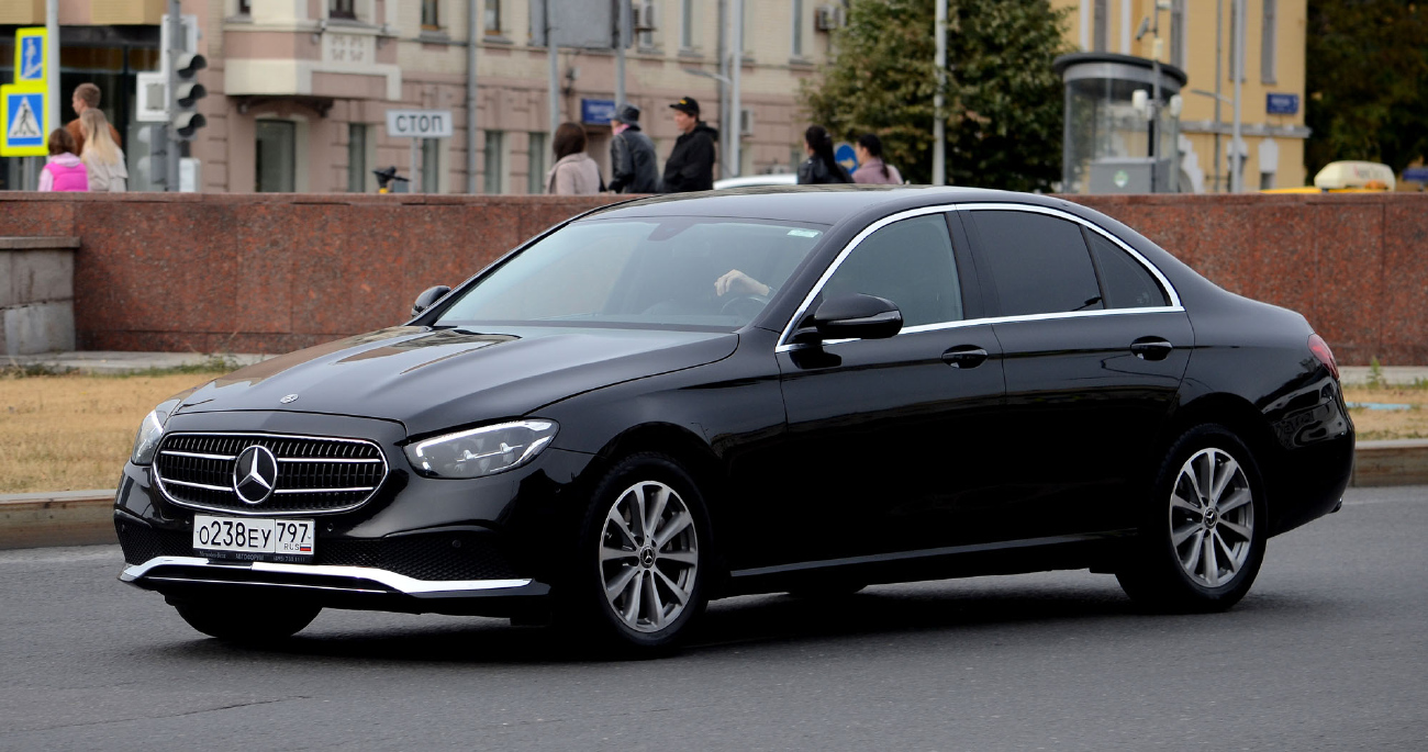 Межгород (Москва - Санкт-Петербург), Mercedes-Benz E-Klasse № О 238 ЕУ 797