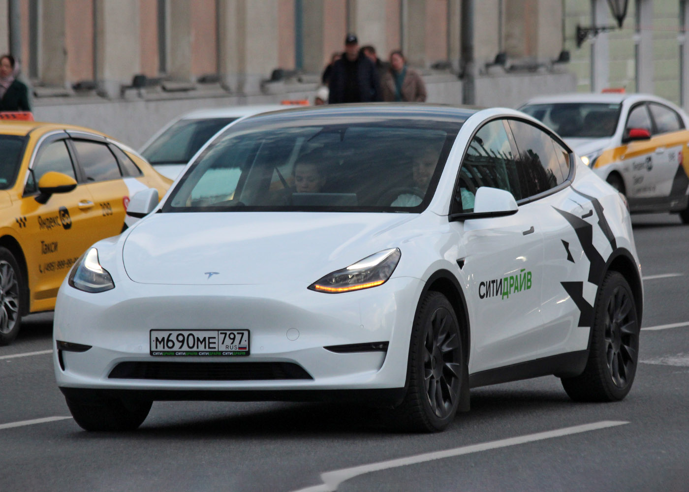 Москва, Tesla Model Y № М 690 МЕ 797