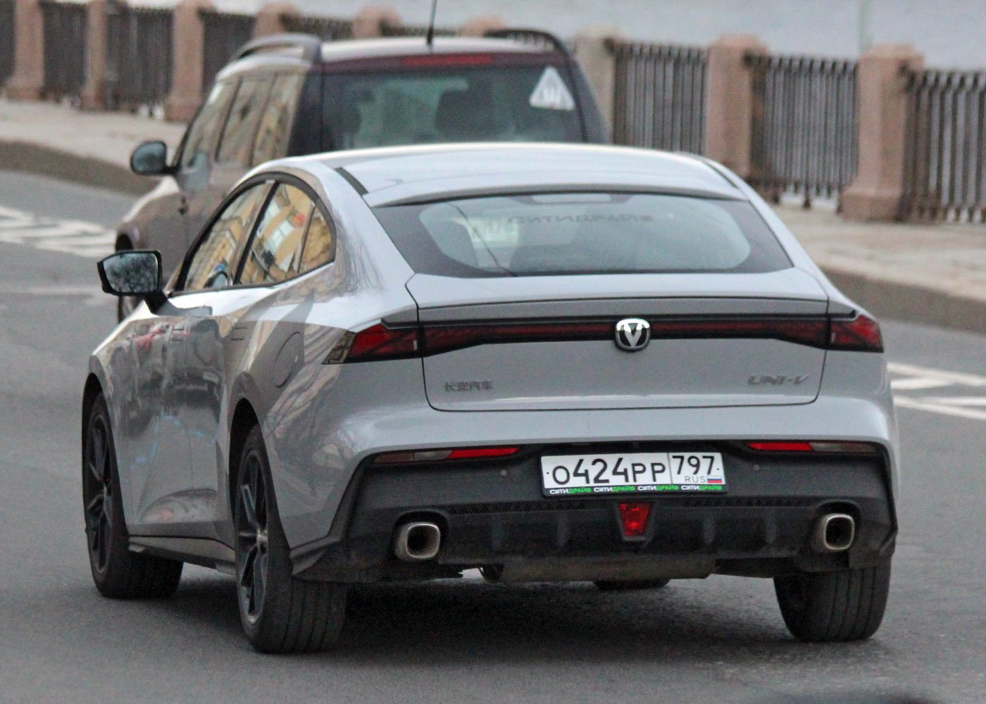 Санкт-Петербург, Changan UNI-V № О 424 РР 797