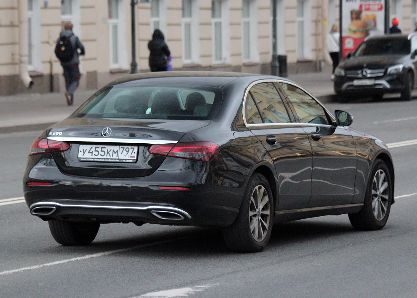 Межгород (Москва - Санкт-Петербург), Mercedes-Benz E-Klasse № У 455 КМ 797