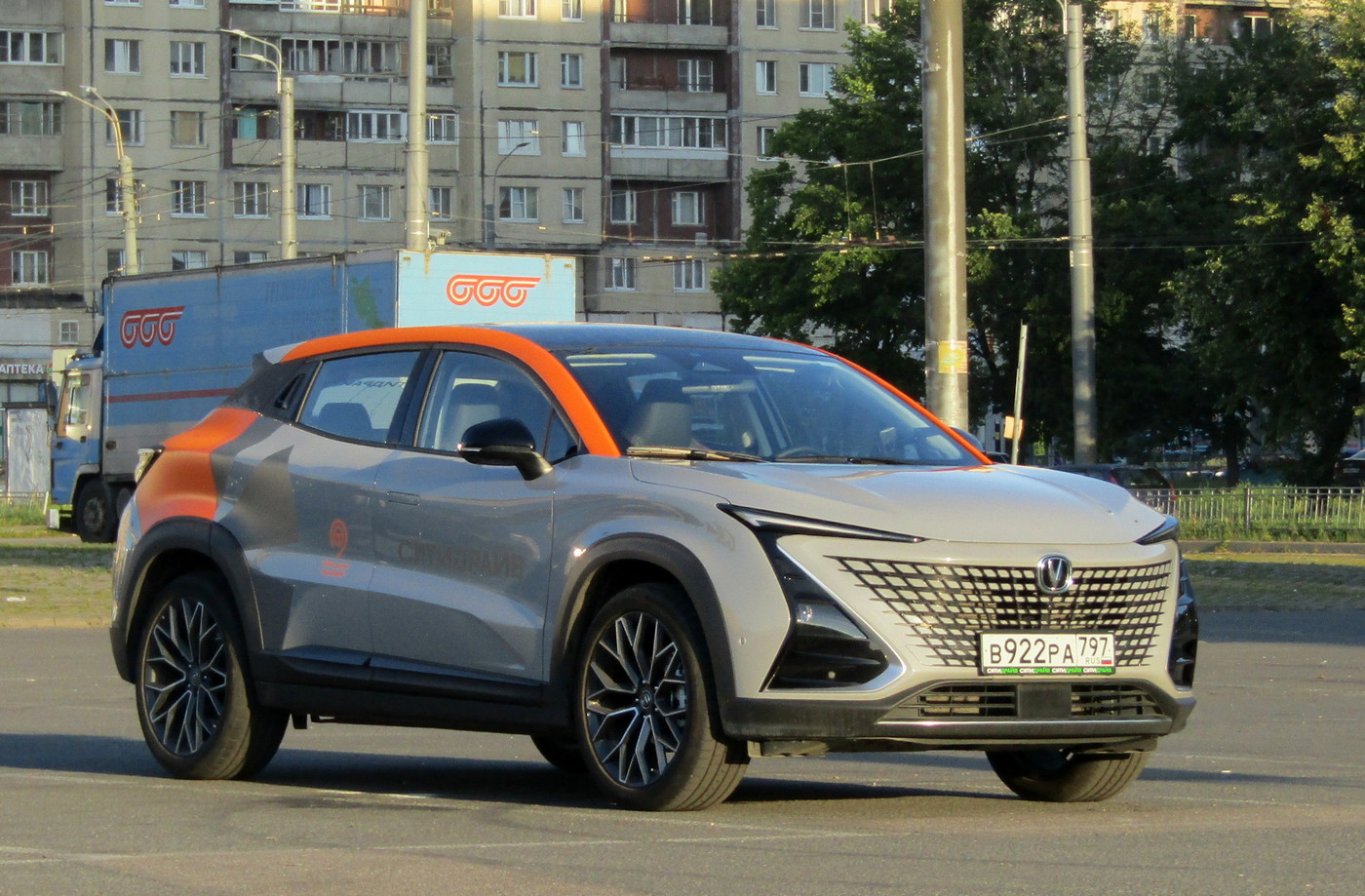Санкт-Петербург, Changan UNI-T № В 922 РА 797