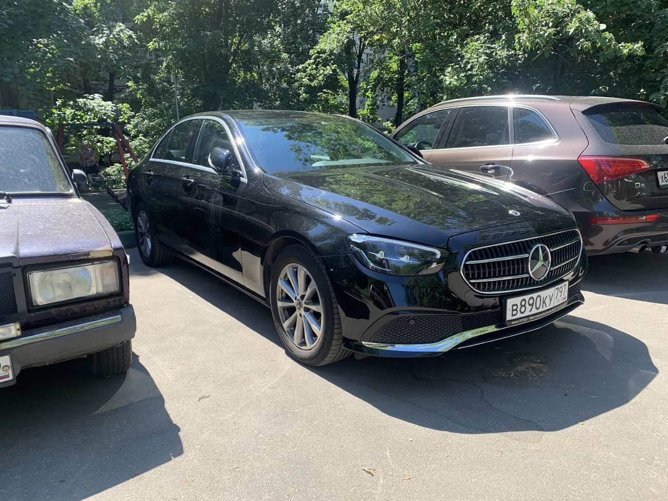 Межгород (Москва - Санкт-Петербург), Mercedes-Benz E-Klasse № В 890 КУ 797