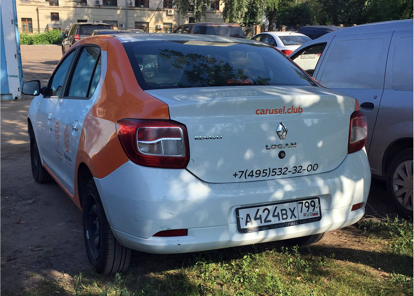 Москва, Renault Logan № А 424 ВХ 799